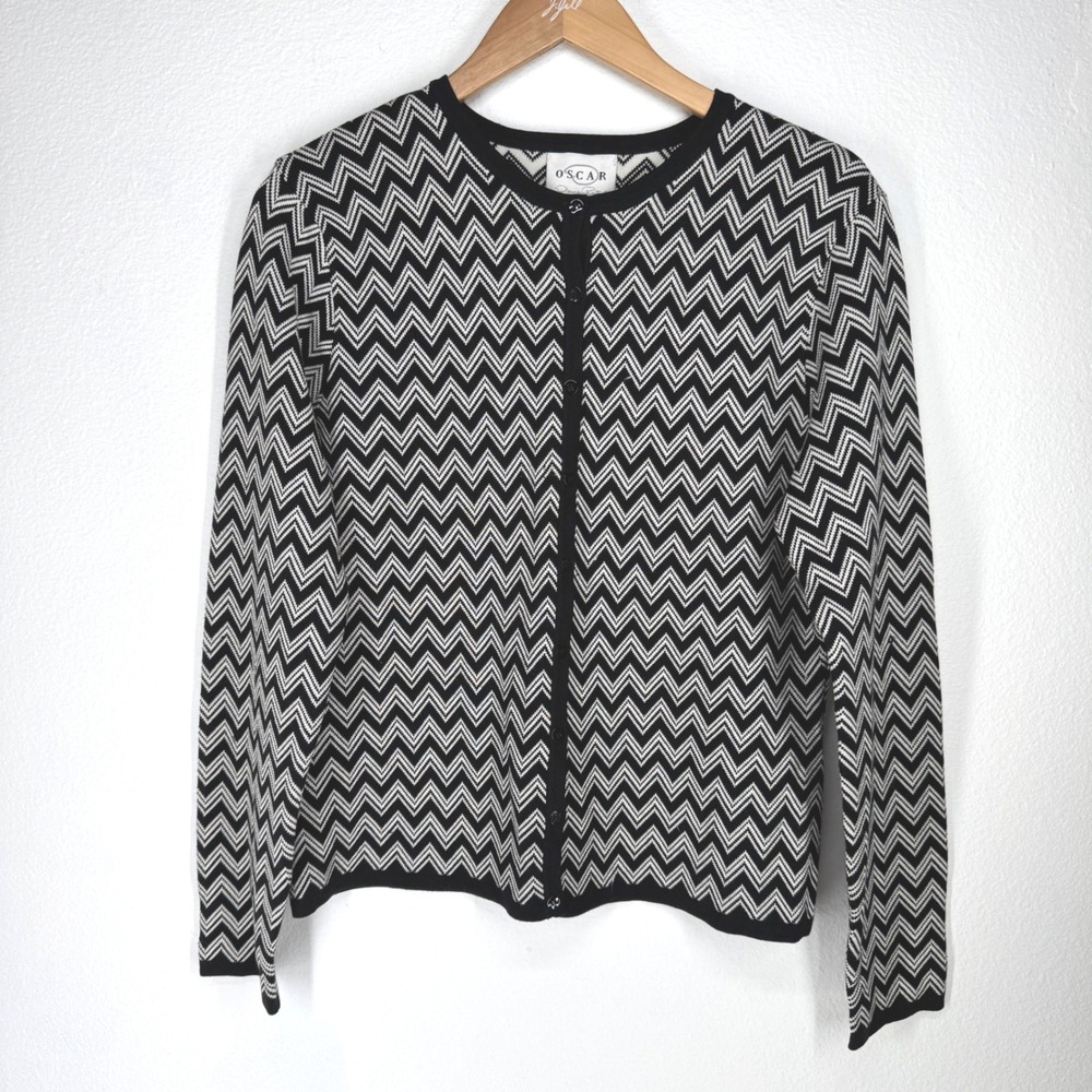 Oscar de la Renta Silk Crew Neck Chevron Zig Zag Cardigan Sweater Medium Luxury